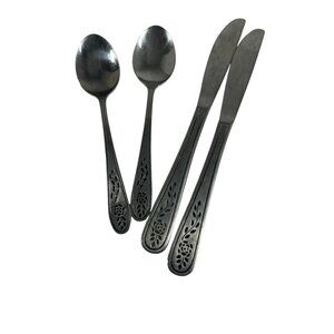 Vintage Rogers Floral Mist Stainless Flatware Korea 2 Knives 2 Spoons Rose Vine